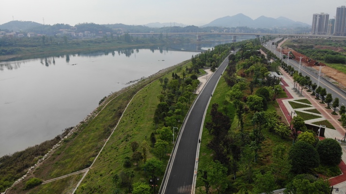 新化县城东防洪堤、沿江路、风光带“三位一体”综合工程